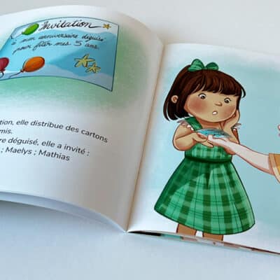 Livre personnalisé sur l'anniversaire ouvert