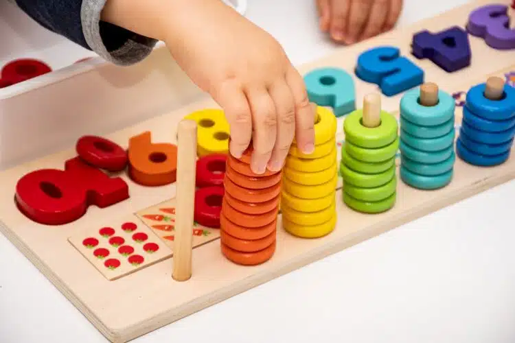 Cadeau de Noël éducatif pour jeune enfant