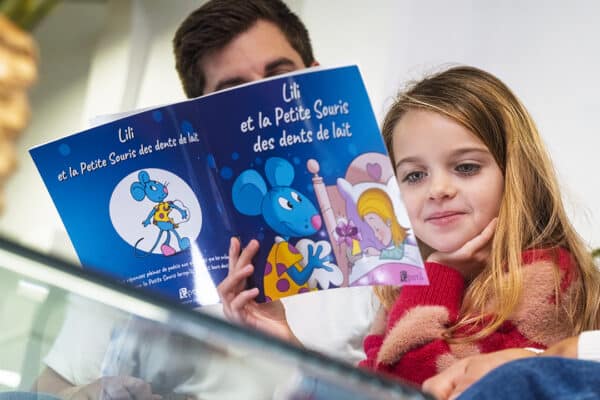 Lecture partagée : lire avec son enfant booste son développement
